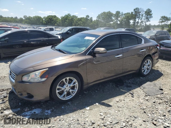 2014 Nissan Maxima SV with VIN 1N4AA5AP6EC482902, listed as a Copart auction lot 61154745 with 134,007 mi miles and Salvage title. Bid and sale history available at DreamBid. Image 1.