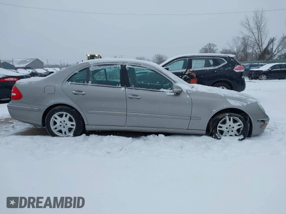 2004 Mercedes-Benz E 320 with VIN WDBUF82J34X113828, listed as a IAAI auction lot 41280495 with Not Provided miles and . Bid and sale history available at DreamBid. Image 14.