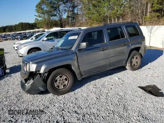 2014 Jeep Patriot Sport with VIN 1C4NJPBB6ED502862, listed as a Copart auction lot 86712304 with 215,804 mi miles and Salvage Title. Bid and sale history available at carsss.com. Image 1.
