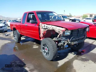 1992 Toyota Pickup DLX с VIN JT4VN13DXN5080669, выставлен на аукционе IAAI как лот 42276666 с пробегом 194 718 миль миль и . История ставок и продаж доступна на DreamBid. Изображение 1.