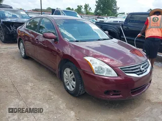 2010 Nissan Altima SL z VIN 1N4AL2AP7AN541401, wystawiony jako IAAI lot #42215234 z przebiegiem 158 649 mil mil oraz . Historia ofert i sprzedaży dostępna na DreamBid. Obrazek 1.