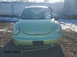 2003 Volkswagen New Beetle Coupe GLS with VIN 3VWCD21C53M402486, listed as a Copart auction lot 44488865 with 90,734 mi miles and Non Repairable. Bid and sale history available at carsss.com. Image 5.