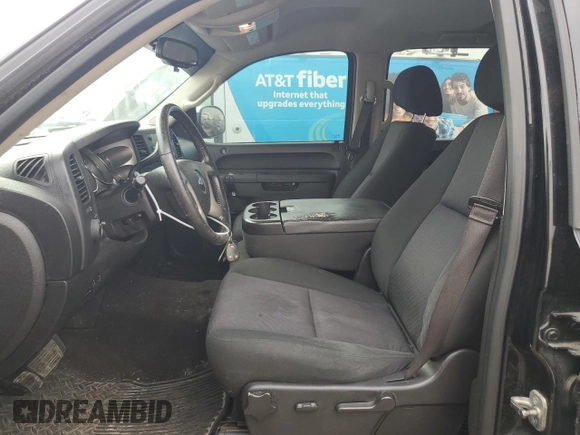 2013 Chevrolet Silverado 1500 LT with VIN 3GCPCSE00DG372708, listed as a Copart auction lot 51591465 with 210,934 mi miles and Salvage Title. Bid and sale history available at DreamBid. Image 7.