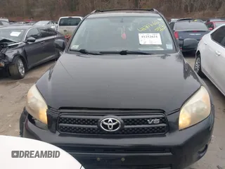 2008 Toyota RAV4 Sport with VIN JTMBK32V885051516, listed as a IAAI auction lot 41252621 with 183,150 mi miles. Bid and sale history available at carsss.com. Image 12.