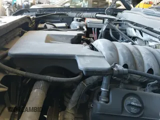 2014 Chevrolet Silverado 1500 LT z VIN 3GCUKREC6EG299922, wystawiony jako IAAI lot #42400611 z przebiegiem 154 585 mil mil oraz . Historia ofert i sprzedaży dostępna na DreamBid. Obrazek 19.