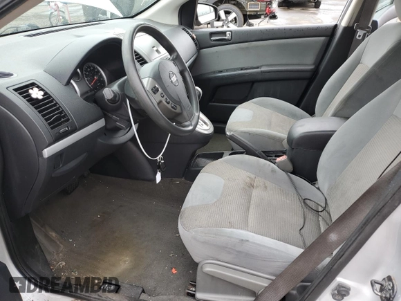 2010 Nissan Sentra S с VIN 3N1AB6AP9AL631009, выставлен на аукционе Copart как лот 62829915 с пробегом 93 369 миль миль и Списание • Salvage title. История ставок и продаж доступна на DreamBid. Изображение 7.