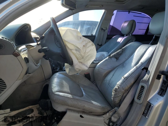 2001 Mercedes-Benz S-Class with VIN WDBNG75JX1A147190, listed as a Copart auction lot 68037254 with 0 mi miles and Salvage Title. Bid and sale history available at carsss.com. Image 7.