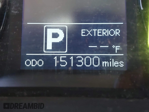 2017 Toyota Sienna LE with VIN 5TDJZ3DC2HS154993, listed as a IAAI auction lot 41372165 with 151,300 mi miles. Bid and sale history available at carsss.com. Image 16.