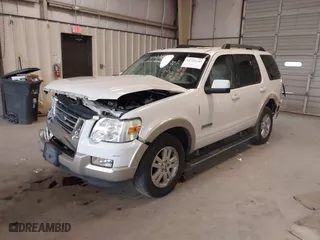 2008 Ford Explorer Eddie Bauer with VIN 1FMEU74E58UA38400, listed as a IAAI auction lot 41764140 with 175,585 mi miles. Bid and sale history available at carsss.com. Image 17.