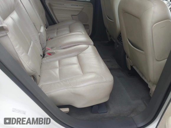 2008 Lincoln MKX with VIN 2LMDU68C98BJ40078, listed as a IAAI auction lot 41910778 with 213,209 mi miles. Bid and sale history available at carsss.com. Image 8.