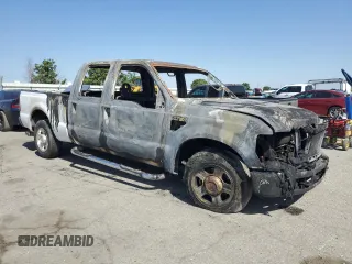 2008 Ford F-250 XL z VIN 1FTSW20R18ED45778, wystawiony jako Copart lot #55695935 z przebiegiem Nie podano mil oraz Nie do naprawy • Non repairable. Historia ofert i sprzedaży dostępna na DreamBid. Obrazek 4.