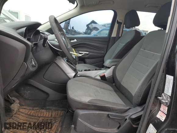 2013 Ford Escape SE z VIN 1FMCU9G9XDUB97912, wystawiony jako Copart lot #46948965 z przebiegiem 138 520 mil mil oraz Czysty tytuł • Clean title. Historia ofert i sprzedaży dostępna na DreamBid. Obrazek 7.