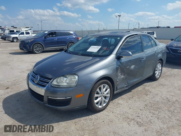 2010 Volkswagen Jetta SEL with VIN 3VWRX7AJ8AM158567, listed as a IAAI auction lot 42344380 with 151,481 mi miles and . Bid and sale history available at DreamBid. Image 2.