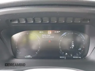 2020 Volvo XC90 Momentum с VIN YV4102CK2L1546386, выставлен на аукционе IAAI как лот 42413944 с пробегом 111 562 миль миль и . История ставок и продаж доступна на DreamBid. Изображение 7.