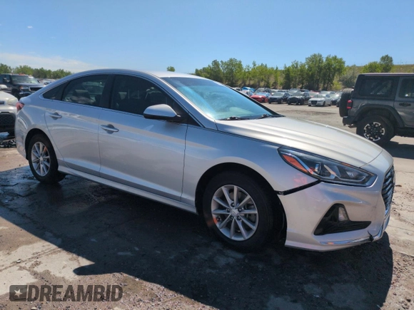 2019 Hyundai Sonata SE z VIN 5NPE24AF5KH759372, wystawiony jako Copart lot #58020925 z przebiegiem 61 363 mil mil oraz Szkoda całkowita • Salvage title. Historia ofert i sprzedaży dostępna na DreamBid. Obrazek 4.