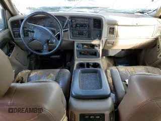 2003 Chevrolet Avalanche with VIN 3GNEC13T43G277069, listed as a Copart auction lot 75266144 with 276,750 mi miles and Salvage Title. Bid and sale history available at carsss.com. Image 8.