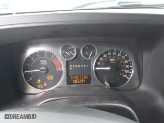 2006 Hummer H3 with VIN 5GTDN136168100264, listed as a IAAI auction lot 41909894 with 136,284 mi miles. Bid and sale history available at carsss.com. Image 7.