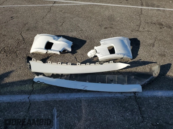 2018 Ram 1500 Express z VIN 1C6RR6KG6JS141596, wystawiony jako Copart lot #76945554 z przebiegiem 66 153 mil mil oraz Szkoda całkowita • Salvage title. Historia ofert i sprzedaży dostępna na DreamBid. Obrazek 12.