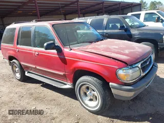 1998 Ford Explorer z VIN 1FMZU32X2WUC12399, wystawiony jako IAAI lot #41627104 z przebiegiem 237 148 mil mil oraz . Historia ofert i sprzedaży dostępna na DreamBid. Obrazek 1.