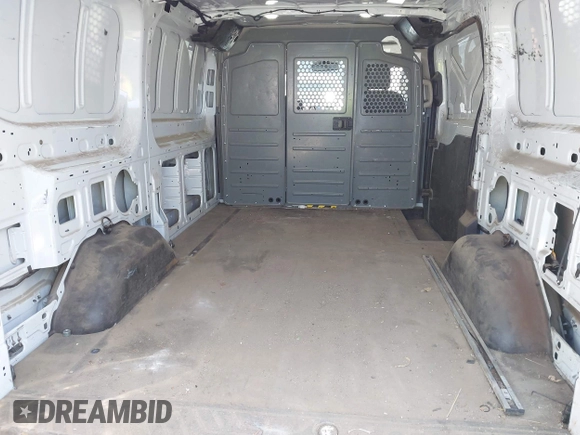 2018 Ford Transit z VIN 1FTYE1YM3JKA17396, wystawiony jako IAAI lot #42575062 z przebiegiem 68 063 mil mil oraz . Historia ofert i sprzedaży dostępna na DreamBid. Obrazek 8.