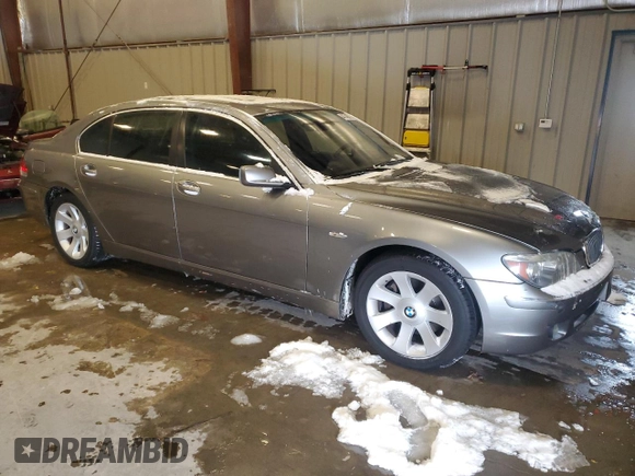 2006 BMW 7 Series 750Li with VIN WBAHN83566DT63105, listed as a Copart auction lot 44746675 with 139,071 mi miles and Non Repairable. Bid and sale history available at DreamBid. Image 4.