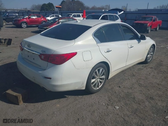 2014 Infiniti Q50 Premium with VIN JN1BV7AP6EM686210, listed as a IAAI auction lot 41785852 with 310635 miles. Bid and sale history available at carsss.com. Image 4.