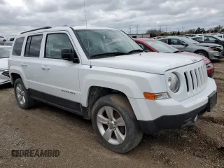 2016 Jeep Patriot Latitude with VIN 1C4NJRFB5GD765482, listed as a Copart auction lot 53126805 with 41,783 mi miles and Clean Title. Bid and sale history available at carsss.com. Image 4.