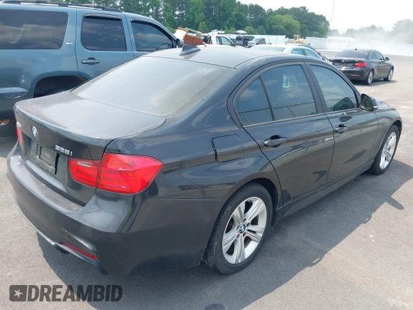 2013 BMW 3 Series 328i xDrive with VIN WBA3B3C54DJ810762, listed as a IAAI auction lot 42399930 with 201,014 mi miles and . Bid and sale history available at DreamBid. Image 4.