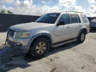 2007 Ford Explorer XLT z VIN 1FMEU73867UA47570, wystawiony jako Copart lot #56830095 z przebiegiem 207 932 mil mil oraz Szkoda całkowita • Salvage title. Historia ofert i sprzedaży dostępna na DreamBid. Obrazek 1.