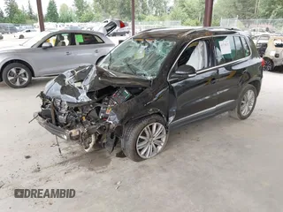 2016 Volkswagen Tiguan R-Line с VIN WVGAV7AX6GW587270, выставлен на аукционе IAAI как лот 42733875 с пробегом Не указан миль и . История ставок и продаж доступна на DreamBid. Изображение 17.