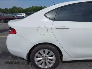 2014 Dodge Dart Aero z VIN 1C3CDFDH4ED683233, wystawiony jako IAAI lot #42289776 z przebiegiem 154 898 mil mil oraz . Historia ofert i sprzedaży dostępna na DreamBid. Obrazek 13.