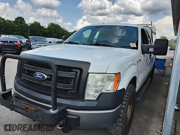 2013 Ford F-150 XL z VIN 1FTFX1EF3DKE62863, wystawiony jako IAAI lot #42561400 z przebiegiem 214 982 mil mil oraz . Historia ofert i sprzedaży dostępna na DreamBid. Obrazek 20.