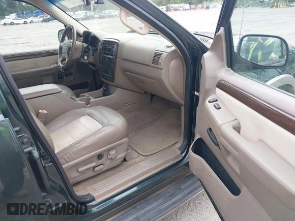 2002 Ford Explorer Eddie Bauer with VIN 1FMDU74W82ZC54515, listed as a IAAI auction lot 42606029 with Not provided miles and . Bid and sale history available at DreamBid. Image 5.