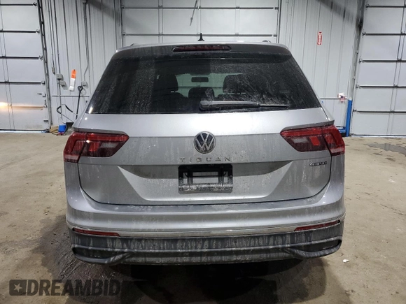 2022 Volkswagen Tiguan S with VIN 3VV0B7AX8NM053713, listed as a Copart auction lot 43020435 with 148,530 mi miles and Salvage title. Bid and sale history available at DreamBid. Image 6.