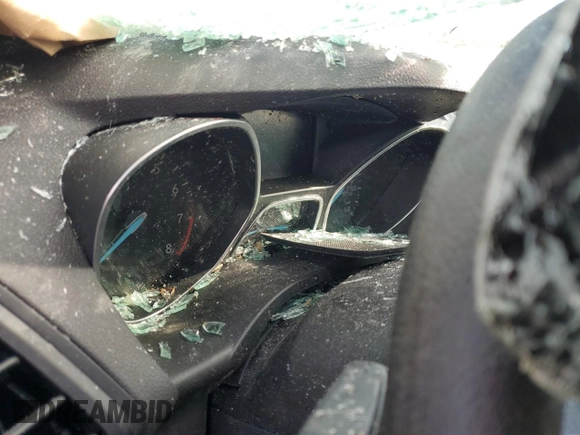 2017 Ford Escape S с VIN 1FMCU0F79HUB86529, выставлен на аукционе Copart как лот 52155845 с пробегом Не указан миль и Списание • Salvage title. История ставок и продаж доступна на DreamBid. Изображение 9.