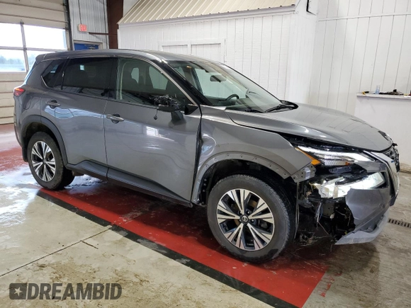 2021 Nissan Rogue SV z VIN 5N1AT3BB9MC826227, wystawiony jako Copart lot #56134655 z przebiegiem 24 994 mil mil oraz Szkoda całkowita • Salvage title. Historia ofert i sprzedaży dostępna na DreamBid. Obrazek 4.