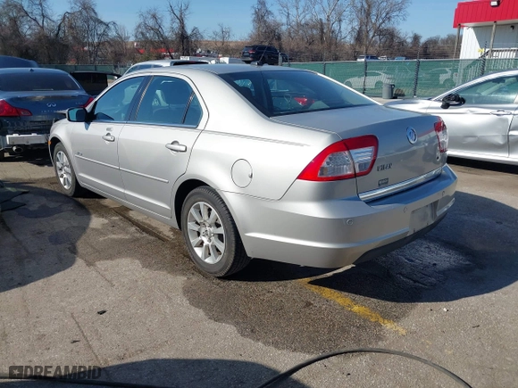 2008 Mercury Milan with VIN 3MEHM07Z58R633485, listed as a IAAI auction lot 41764314 with 60,842 mi miles. Bid and sale history available at carsss.com. Image 3.