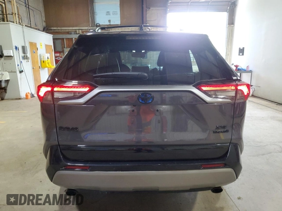 2022 Toyota RAV4 Hybrid XSE with VIN 4T3E6RFV1NU096090, listed as a Copart auction lot 53602885 with 39,077 mi miles and Clean title. Bid and sale history available at DreamBid. Image 6.