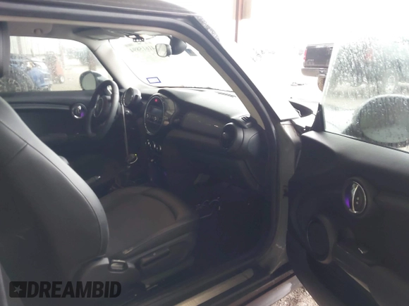 2015 MINI Hardtop with VIN WMWXM5C51F3B34207, listed as a IAAI auction lot 41615894 with 15,787 mi miles and . Bid and sale history available at DreamBid. Image 5.