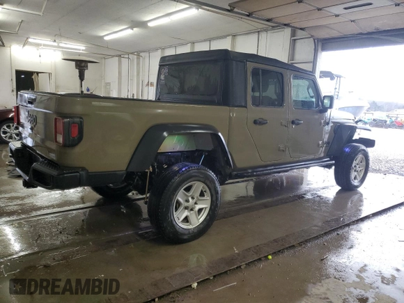 2020 Jeep Gladiator Sport S with VIN 1C6JJTAG3LL185010, listed as a Copart auction lot 48855465 with 59,816 mi miles and Salvage Title. Bid and sale history available at carsss.com. Image 3.