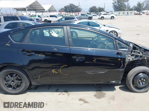 2014 Toyota Prius Four with VIN JTDKN3DUXE1738737, listed as a IAAI auction lot 42159877 with 47,221 mi miles. Bid and sale history available at carsss.com. Image 14.