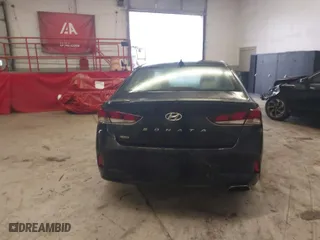 2019 Hyundai Sonata Sport with VIN 5NPE34AF4KH789783, listed as a IAAI auction lot 41082804 with 92,877 mi miles. Bid and sale history available at carsss.com. Image 16.