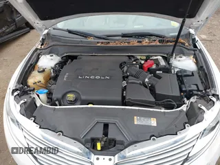 2013 Lincoln MKZ with VIN 3LN6L2JK4DR816031, listed as a IAAI auction lot 41701444 with 147,701 mi miles. Bid and sale history available at carsss.com. Image 10.