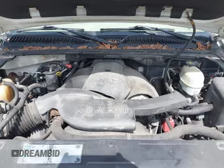 2004 GMC Yukon Denali z VIN 1GKEK63U44J302350, wystawiony jako IAAI lot #42458112 z przebiegiem 231 729 mil mil oraz . Historia ofert i sprzedaży dostępna na DreamBid. Obrazek 10.