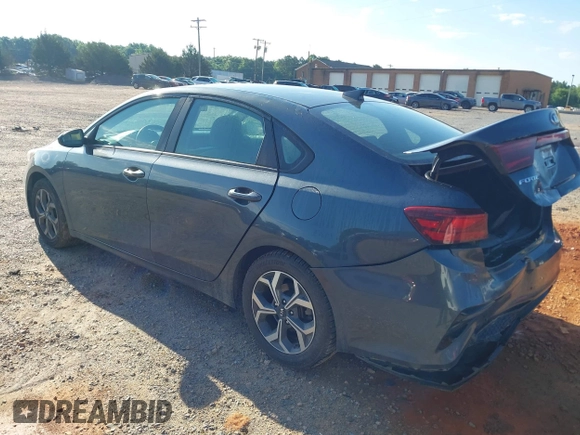 2019 Kia Forte LXS z VIN 3KPF24ADXKE139561, wystawiony jako IAAI lot #42188481 z przebiegiem 119 215 mil mil oraz . Historia ofert i sprzedaży dostępna na DreamBid. Obrazek 3.