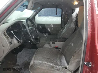 2000 Ford Ranger XL with VIN 1FTYR10C7YPB85711, listed as a Copart auction lot 44409055 with 176,800 mi miles and Salvage Title. Bid and sale history available at carsss.com. Image 7.