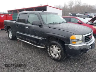 2005 GMC Sierra 1500 SLT z VIN 2GTEK13T351137747, wystawiony jako IAAI lot #41912153 z przebiegiem 247 344 mil mil oraz . Historia ofert i sprzedaży dostępna na DreamBid. Obrazek 1.