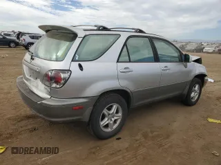 2001 Lexus RX 300 with VIN JTJHF10U110211636, listed as a Copart auction lot 72591034 with 178,985 mi miles and Salvage Title. Bid and sale history available at carsss.com. Image 3.