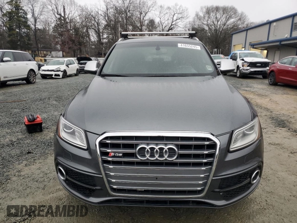 2015 Audi SQ5 Prestige z VIN WA1VGAFP7FA052184, wystawiony jako Copart lot #41655245 z przebiegiem 76 068 mil mil oraz Szkoda całkowita • Salvage title. Historia ofert i sprzedaży dostępna na DreamBid. Obrazek 5.