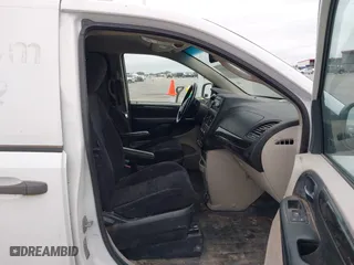 2014 Ram Cargo Van Tradesman with VIN 2C4JRGAG9ER406306, listed as a IAAI auction lot 41928370 with 174,352 mi miles. Bid and sale history available at carsss.com. Image 5.
